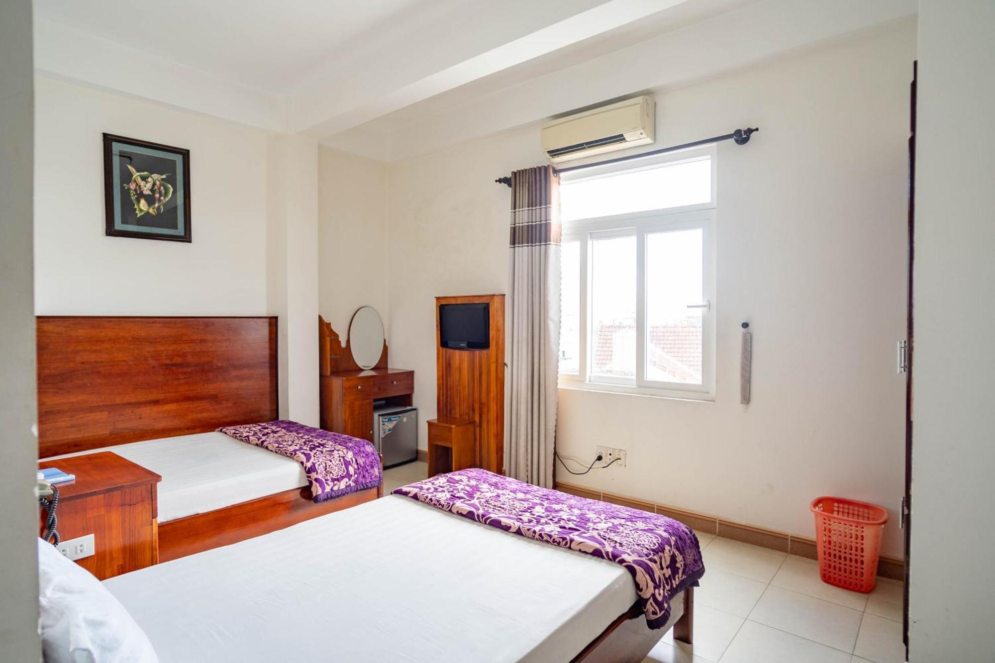Lyly Hotel Danang Exterior photo