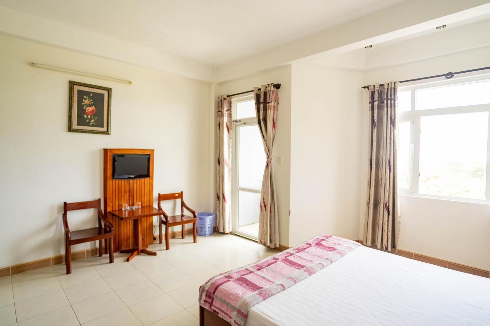 Lyly Hotel Danang Exterior photo