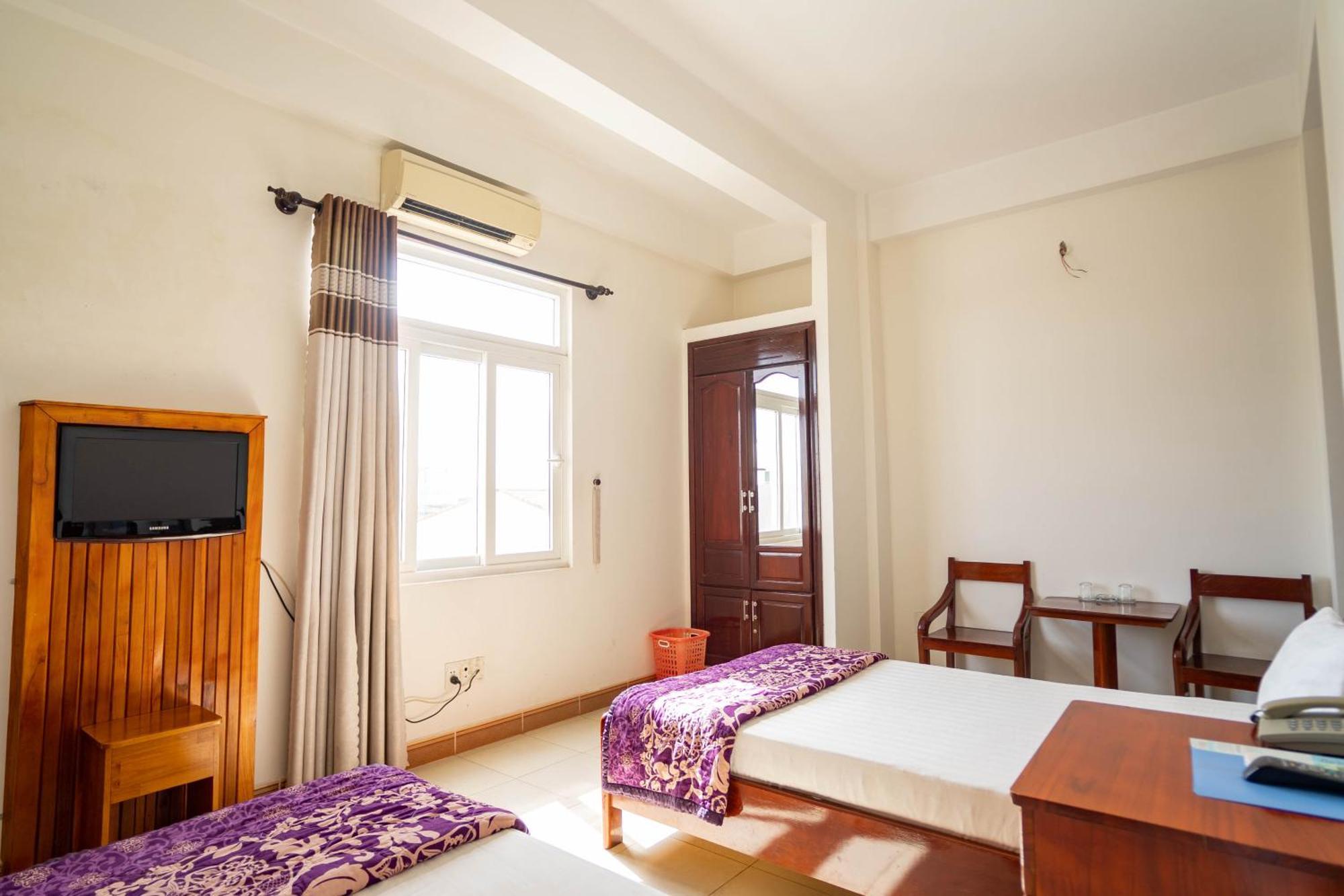 Lyly Hotel Danang Exterior photo